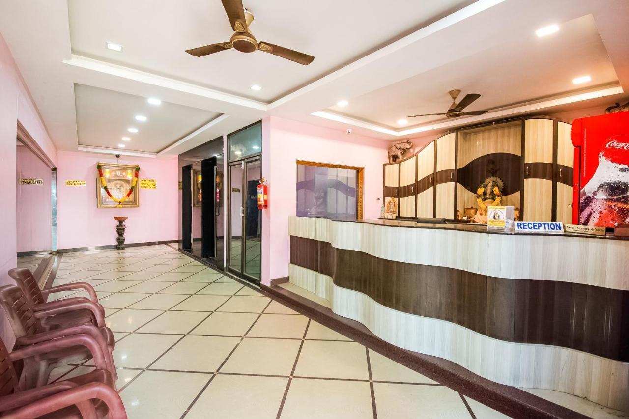 Oyo 62964 Hotel Vandana Grand Нелур Екстериор снимка